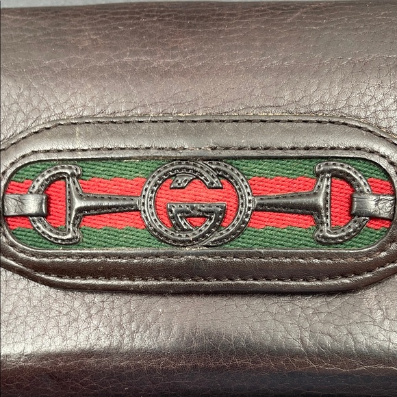 2.8.26 Vintage Gucci Black Soft Leather Wallet with Horse-bit Accents - Picture 15 of 15